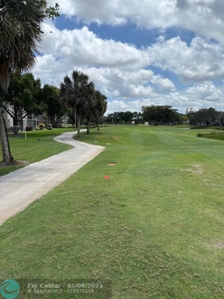 Building Photo - 1811 Sabal Palm Dr