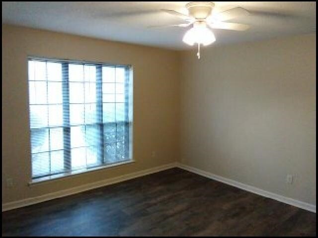 Building Photo - 2120 Justus Loop