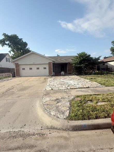 Building Photo - 10721 E 26th Pl