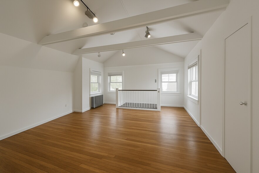 Primary Photo - 16 Beekman St