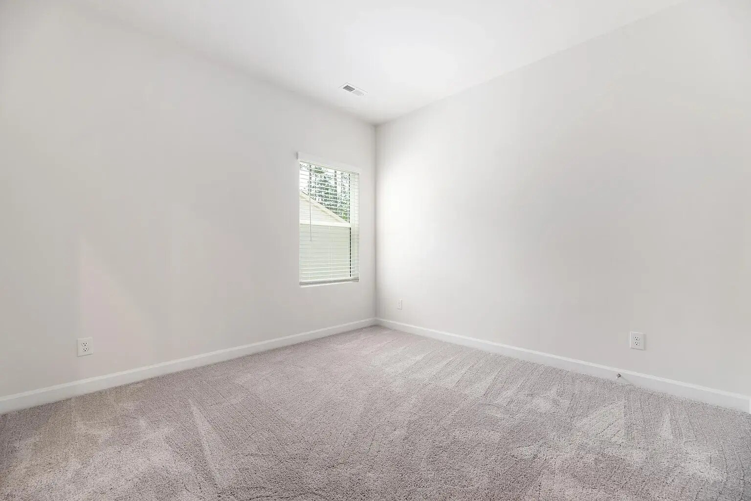 Bedroom 2 (131.41 sq ft) - 912 Rachel Anne Dr