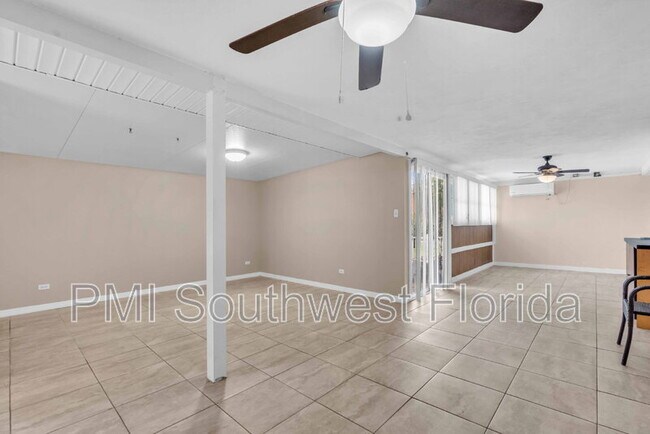 Building Photo - 2006 S Beneva Rd
