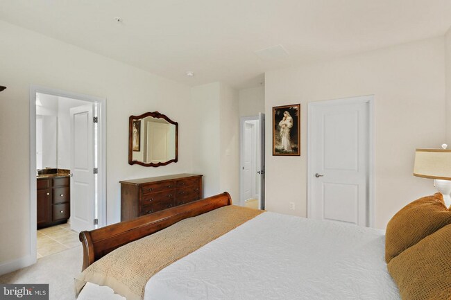 Building Photo - 7200 Dorchester Woods Ln