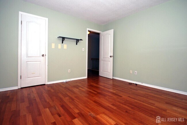 Building Photo - 9 Sandpiper Dr