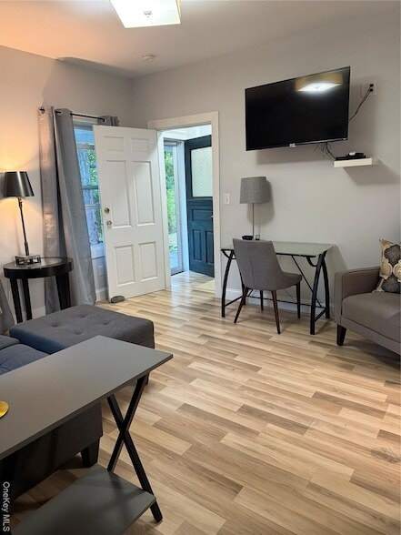 Building Photo - 26 Main St