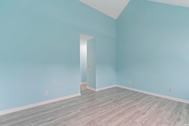 Building Photo - 421 Cambridge Cir