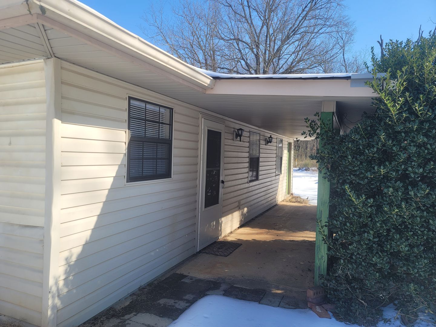 Building Photo - 1243 Charles Dr