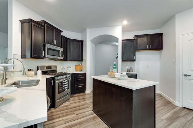 Building Photo - 1705 Lake Pine Dr