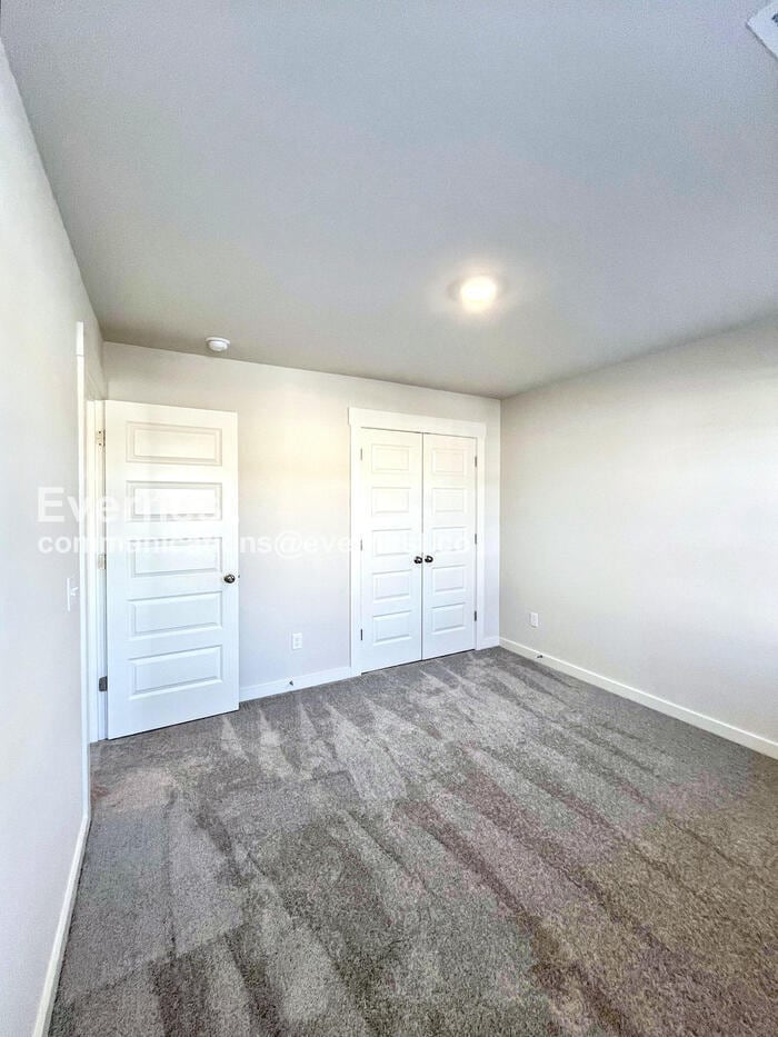 Building Photo - 1624 Manuka Ln