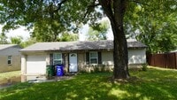Building Photo - 14009 Cimarron Dr