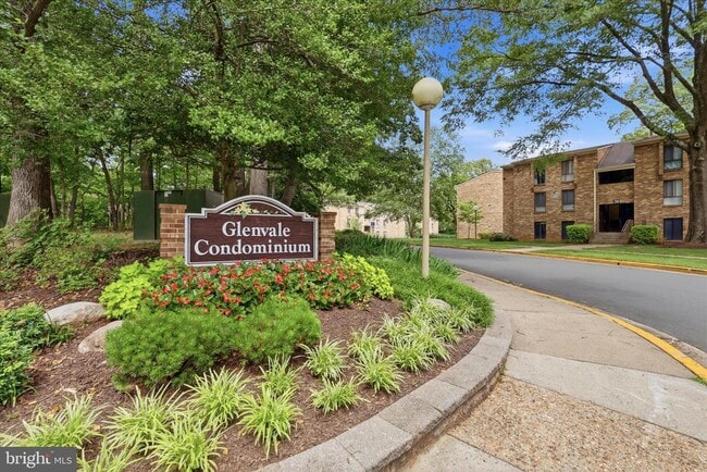 Building Photo - 2339 Freetown Ct
