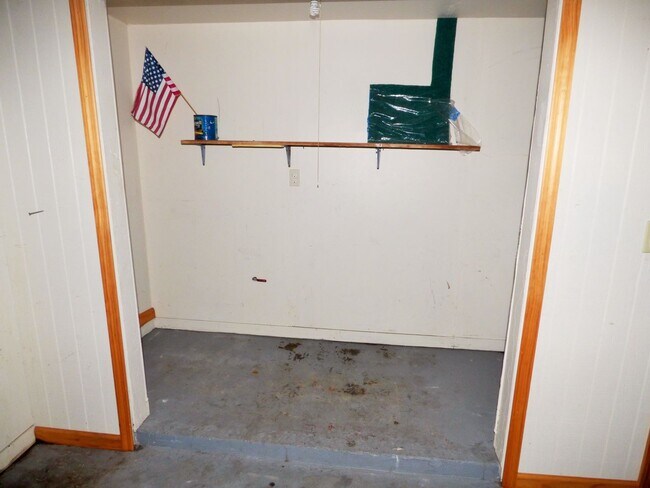 Building Photo - 3074 Broadpoint Dr