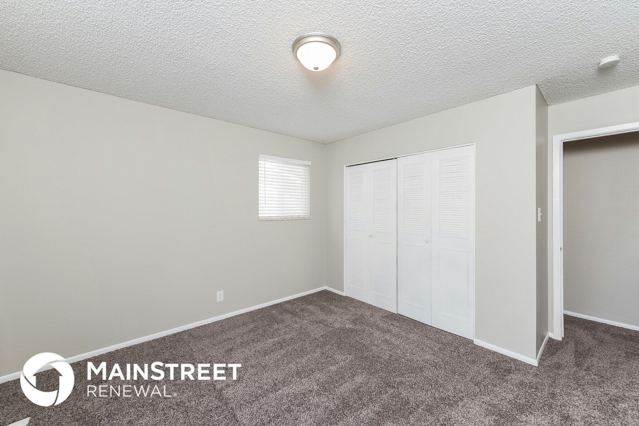 Building Photo - 10708 Varese Ln