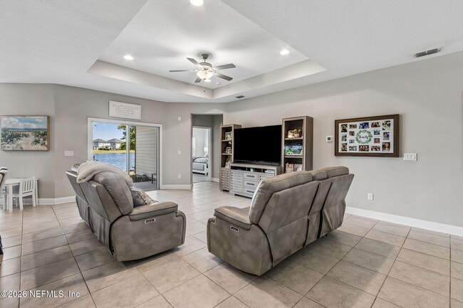 Building Photo - 444 Ness Cir