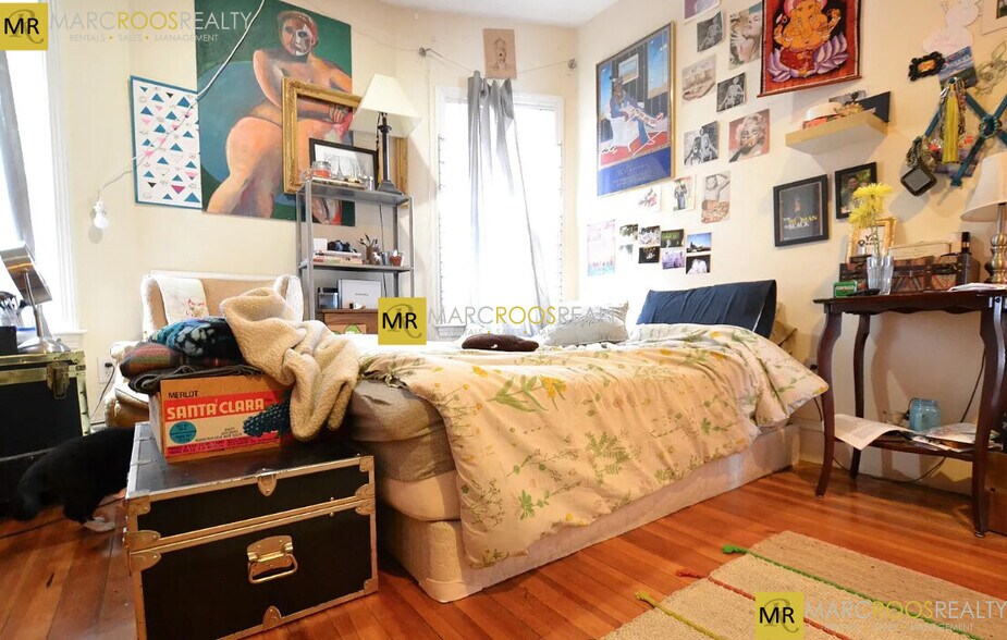 Building Photo - 38 Allston St