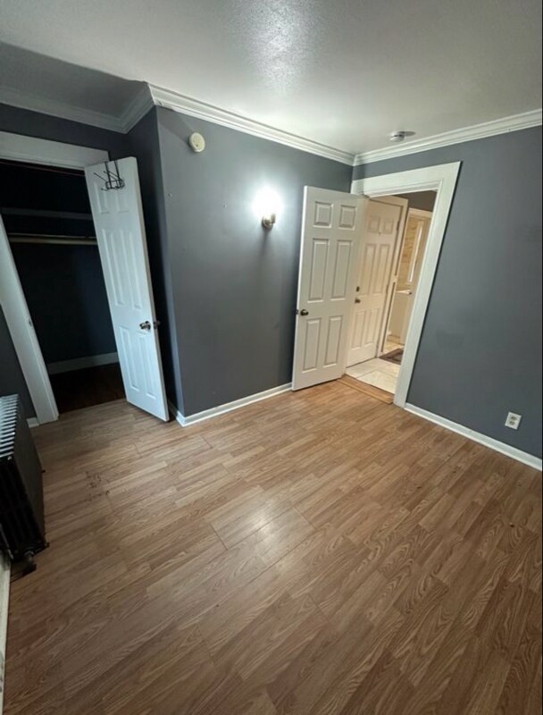 Building Photo - 296 Tolland St