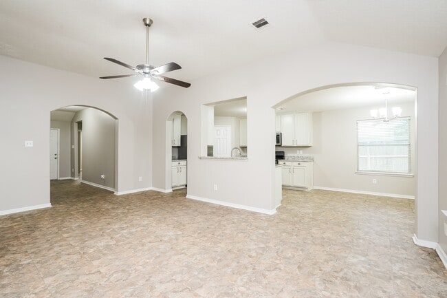 Building Photo - 3802 Parry Ct