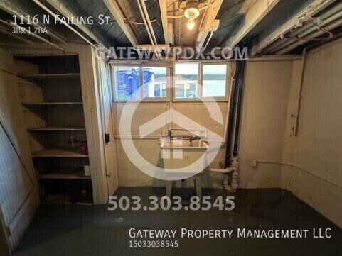 Building Photo - 1116 N Failing St