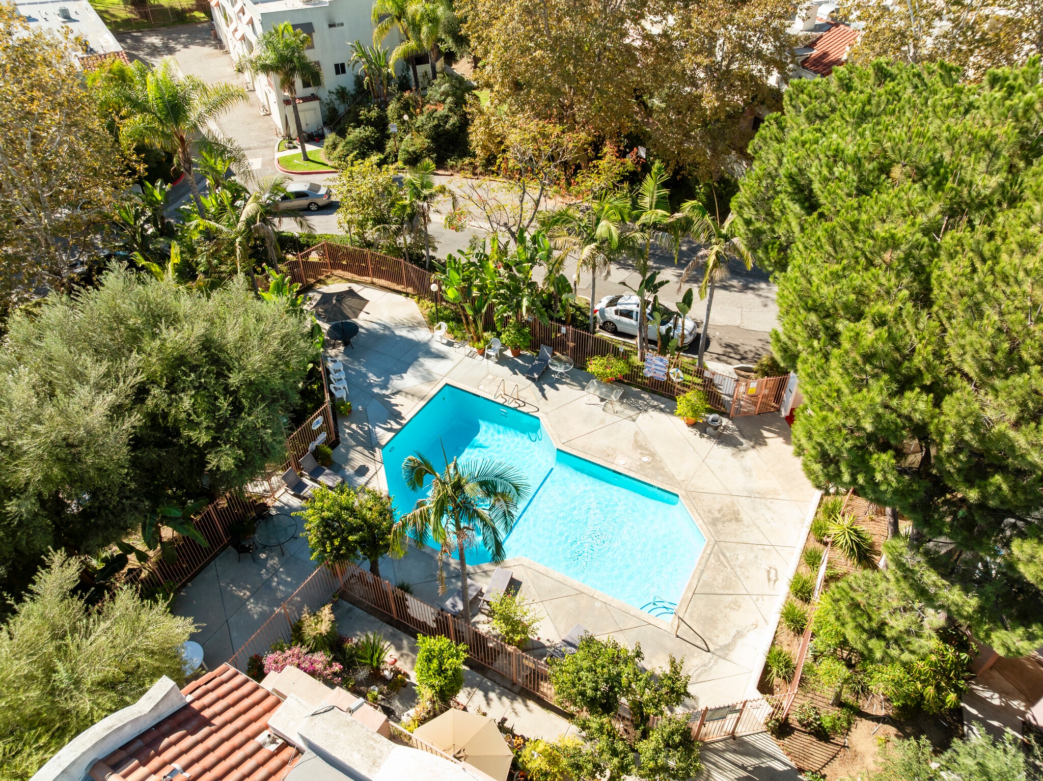 Building Photo - 12411 Osborne St