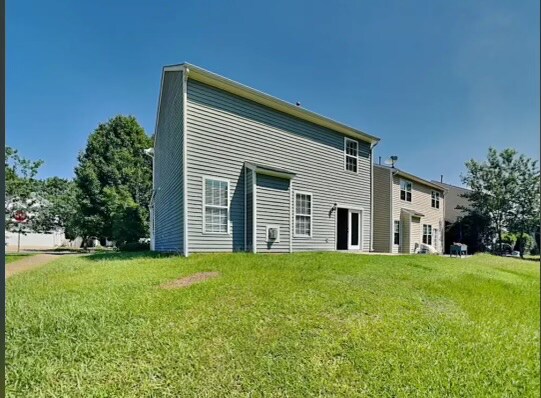 Building Photo - 301 Cline Falls Dr
