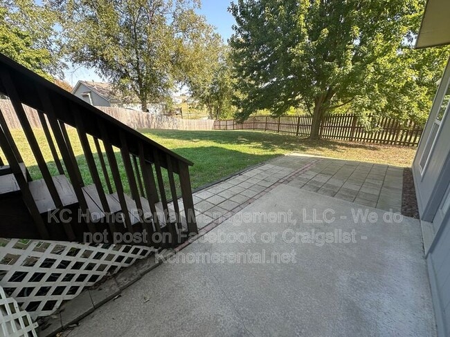 Building Photo - 3304 NW 84th Terrace