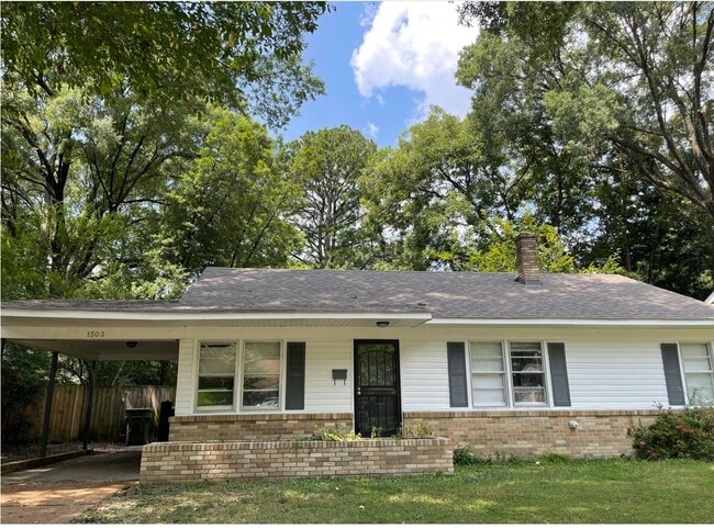 Building Photo - 1503 Hopewell Rd