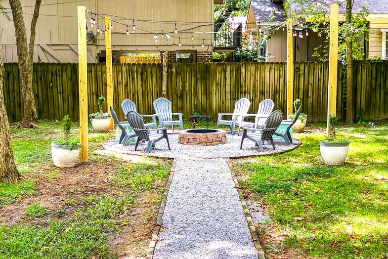 Building Photo - 1117 Kenwood Pl