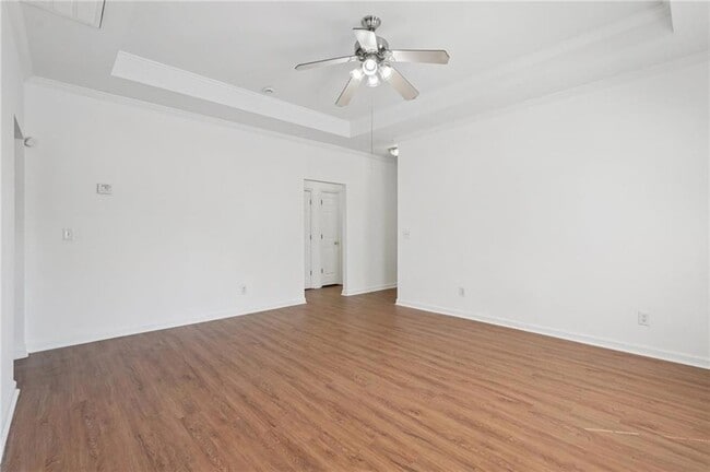 Building Photo - 2596 Bates St SE