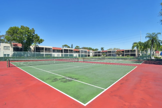 Building Photo - 9700 Starkey Rd