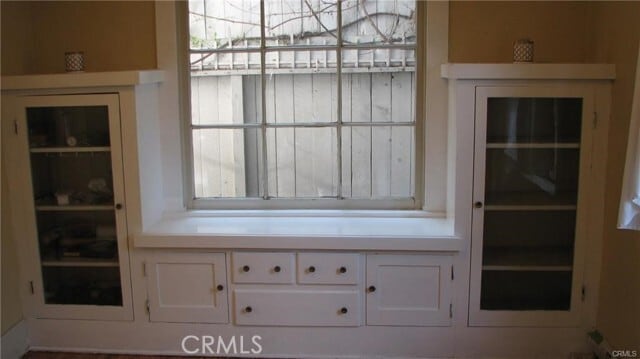 Building Photo - 324 Ximeno Ave