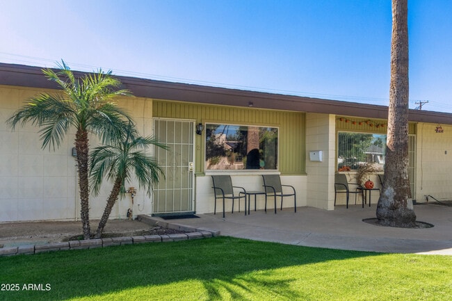 Building Photo - 7045 E Wilshire Dr