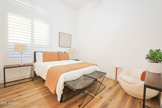 Building Photo - 40704 N Bell Meadow Trail