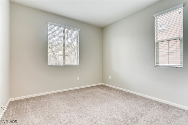 Building Photo - 2517 Bankhurst St