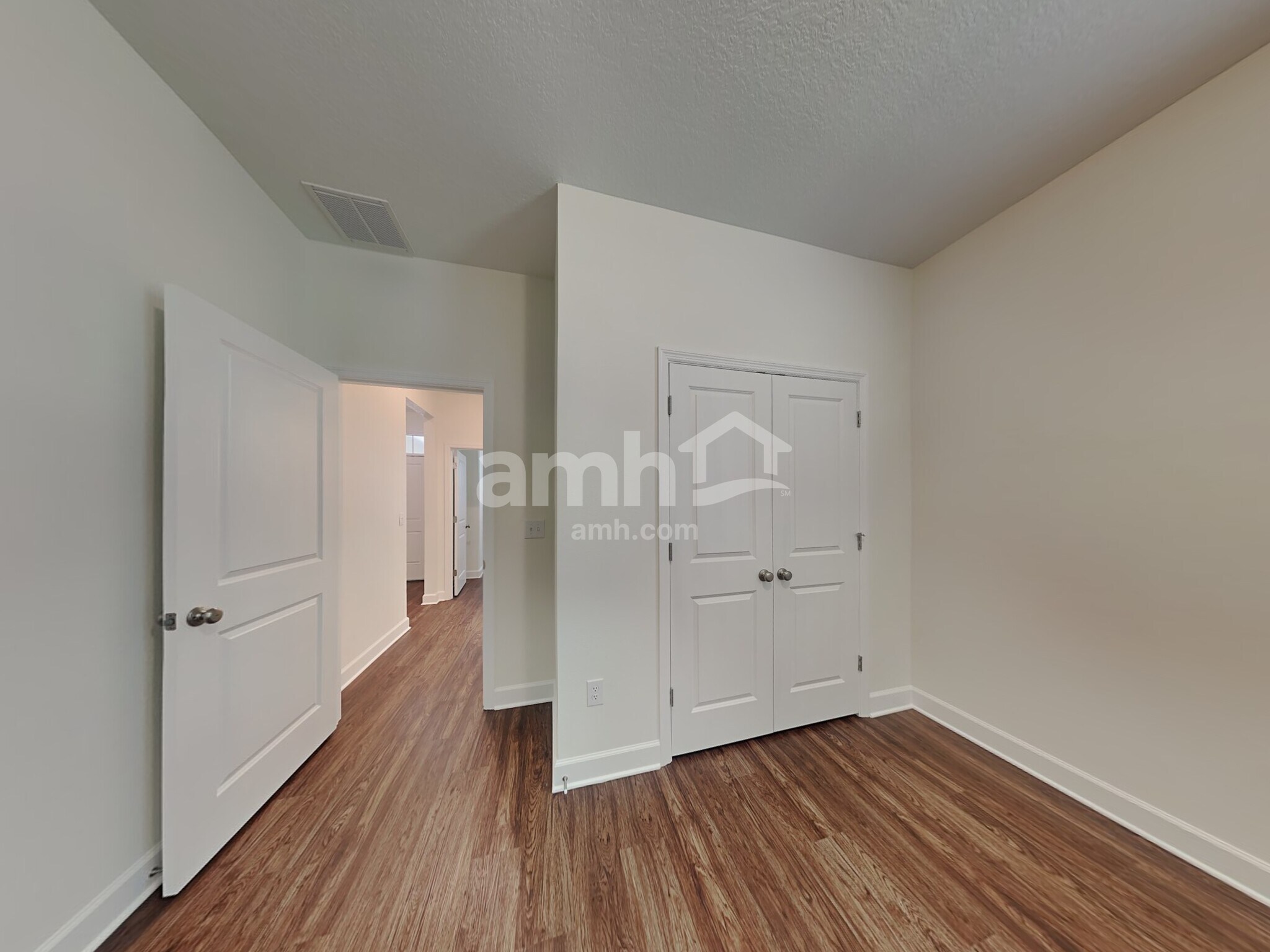 Building Photo - 2221 Saffron Walden Dr