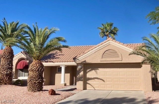 Primary Photo - 2520 Silverton Dr