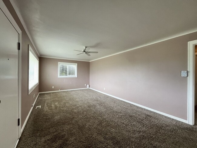 Building Photo - Comfortable Country Retreat on Verboort Road with .22-Acre Lot with Garage and Covered Parking