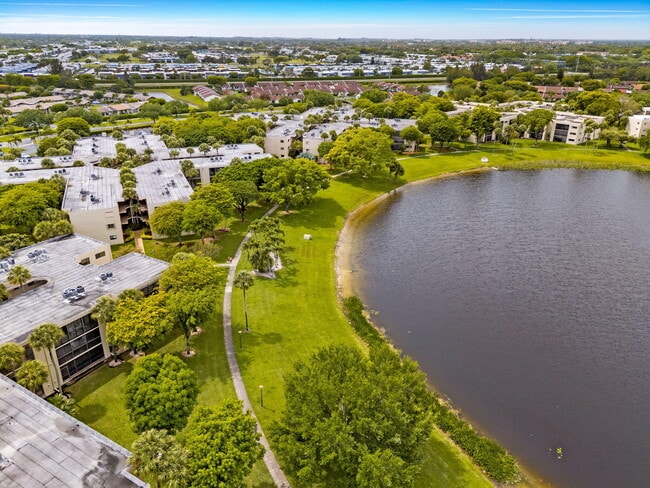 Building Photo - 5310 Las Verdes Cir