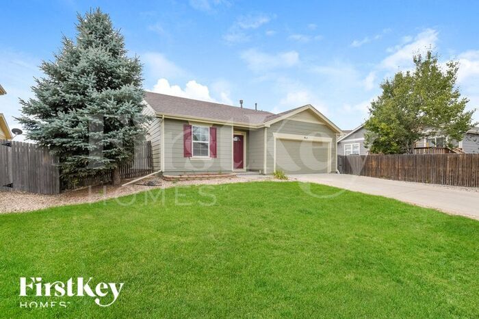Building Photo - 865 Willow Dr