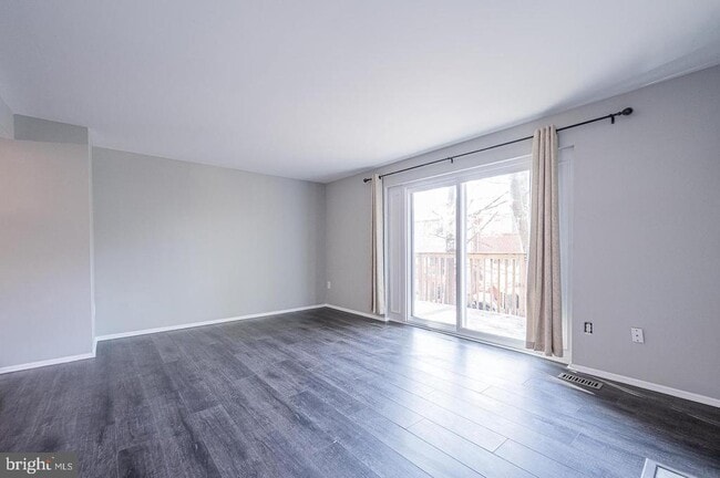 Building Photo - 10716 Cordage Walk