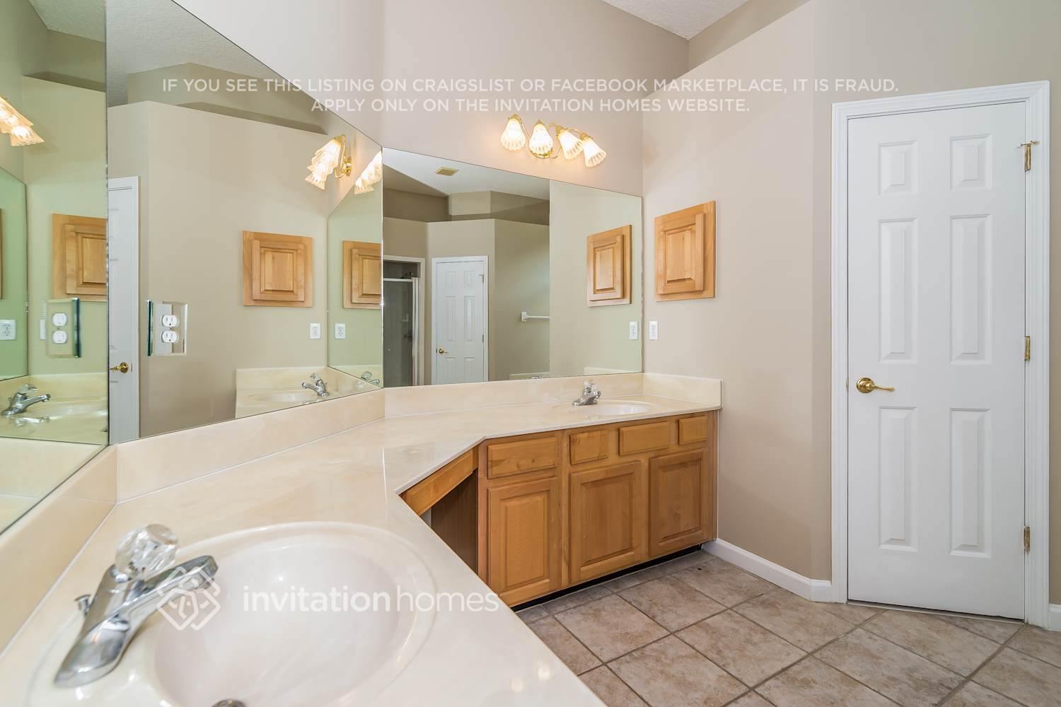 Building Photo - 1029 Deer View Ln