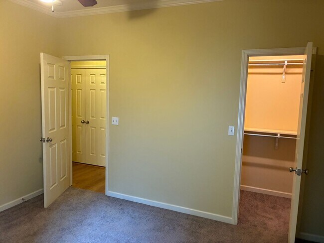 Building Photo - 97 Cypress Gln