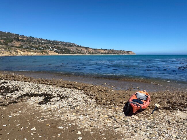 Kayak to nearby coves - 133 Sea Urchin Ln