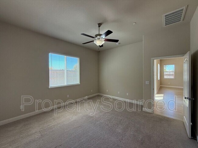 Building Photo - 1428 Nascimento St