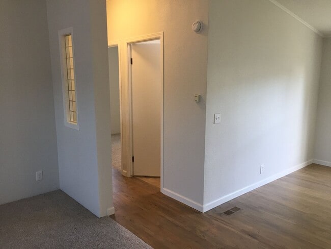 Building Photo - 3bedroom 2bath Mobile Home