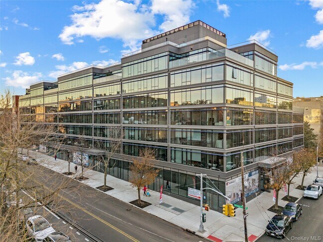 Primary Photo - 38-20 Parsons Blvd