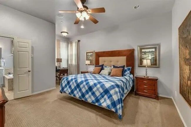 Building Photo - 2 Bed 2.5 Bath in Lewisville