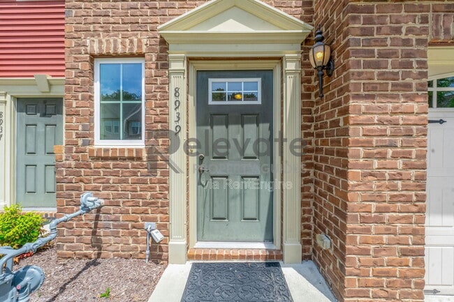 Building Photo - 8939 Ringview Dr