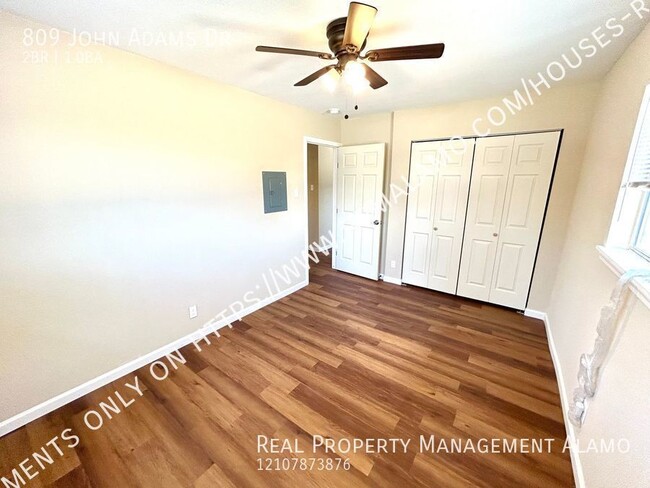 Building Photo - **MOVE-IN SPECIAL** AVAILABLE NOW! 2 Bedro...