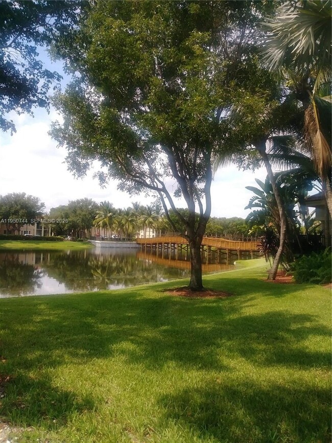 Building Photo - 2494 Centergate Dr