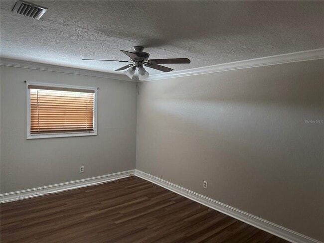 Building Photo - 8601 Rue Chateaux Dr